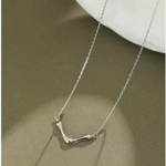 Load image into Gallery viewer, V Trendy Necklace.
