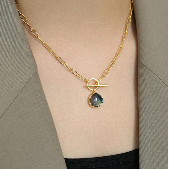 Luxury Oval Labradorite Necklace