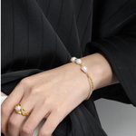 Load image into Gallery viewer, Pearl Zircon Bracelet.
