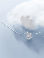 Load image into Gallery viewer, Snowflake Necklace
